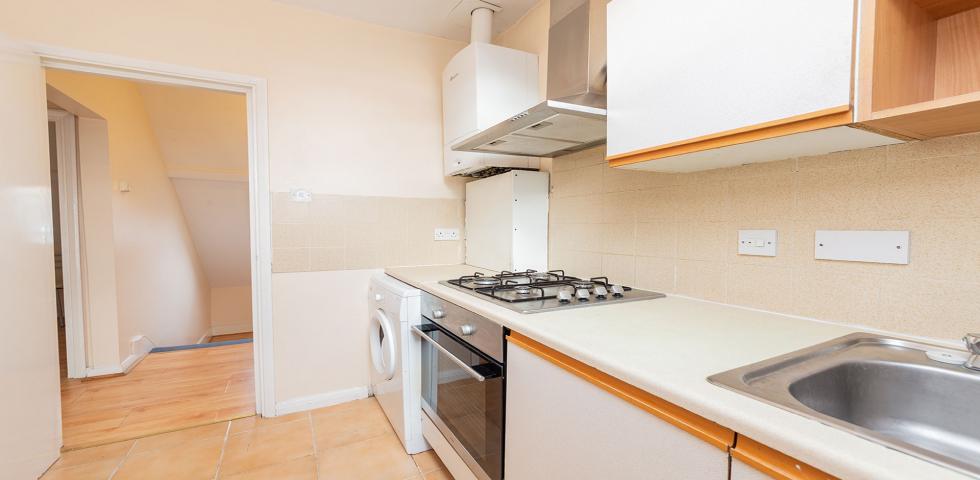 			1 Bedroom, 1 bath, 1 reception Flat			 Walm Lane, WILLESDEN GREEN